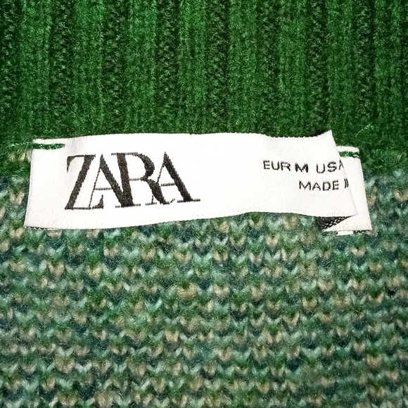 "ZARA"  SLEEVELESS SWEATER - Picture 2 of 5